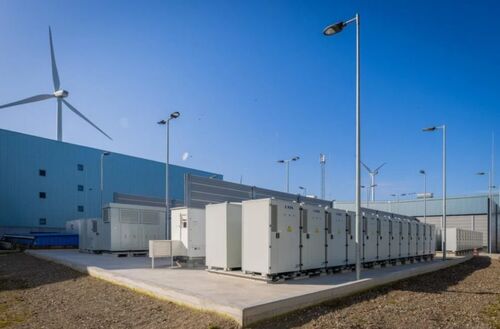 Saudi Arabia Connects 7.8 GWh Grid-Scale Battery Storage Project